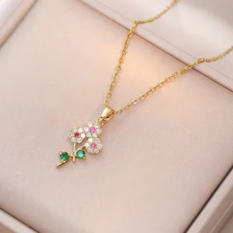 Floral Elegance Necklace - Eterna Gleam
