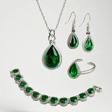 Emerald Halo Set - Eterna Gleam